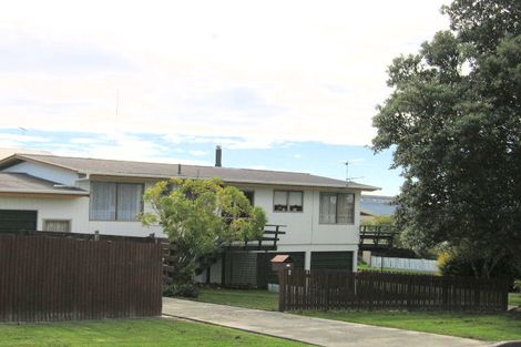 Photo of property in 3 Kauri Crescent, Snells Beach, 0920