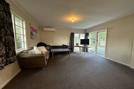 Photo of property in 43 Kirkwood Avenue, Upper Riccarton, Christchurch, 8041