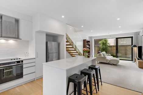 Photo of property in 6b Ferry Road, Days Bay, Lower Hutt, 5013