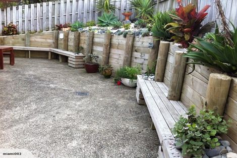 Photo of property in 1/20 Ellenbury Place, Stanmore Bay, Whangaparaoa, 0932