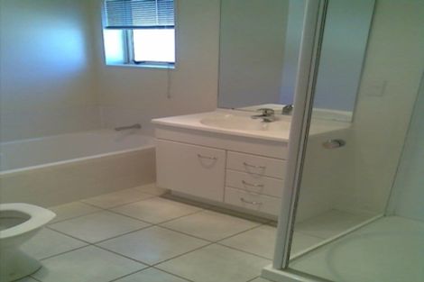 Photo of property in 8 Charta Place, Sunnyvale, Auckland, 0612