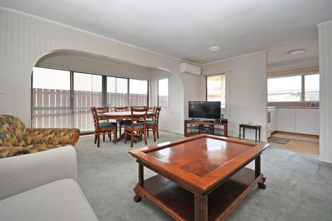 Photo of property in 2/26 Puhinui Road, Manukau, Auckland, 2104