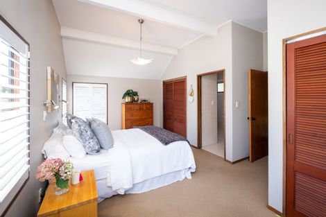 Photo of property in 44 Iona Road, Havelock North, 4130