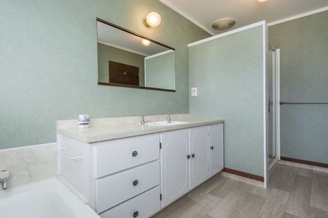 Photo of property in 1 Aylesbury Terrace, Otumoetai, Tauranga, 3110