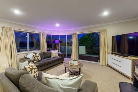 Photo of property in 12 Murray Court, Paraparaumu Beach, Paraparaumu, 5032