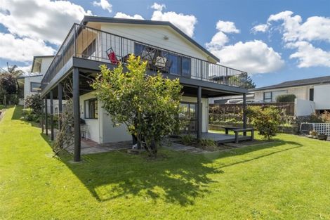 Photo of property in 22 Sunny Bay Road, Matua, Tauranga, 3110