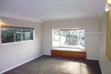 Photo of property in 14 Lone Tree Grove, Kelson, Lower Hutt, 5010