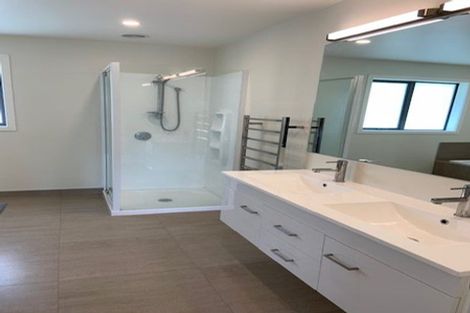 Photo of property in 51-53 Shaw Road, Oratia, Auckland, 0604