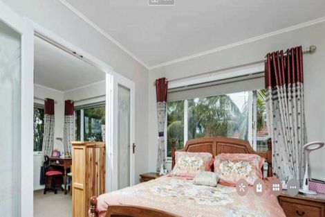Photo of property in 1/42 East Coast Road, Milford, Auckland, 0620