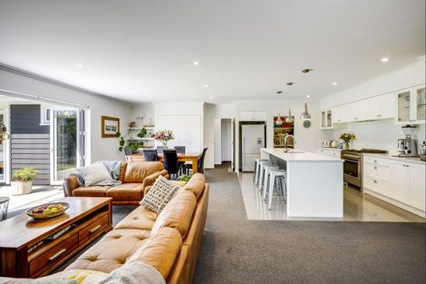 Photo of property in 11 Te Heipora Place, Havelock North, 4130