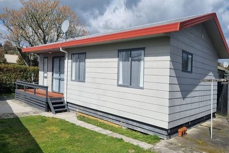 Photo of property in 47a Aquarius Drive, Kawaha Point, Rotorua, 3010