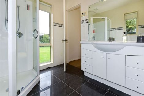 Photo of property in 8 Napoleon Close, Harewood, Christchurch, 8051