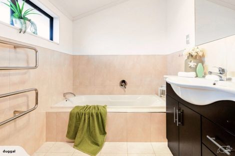 Photo of property in 145a Rathgar Road, Henderson, Auckland, 0610