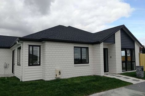 Photo of property in 10 Castlepoint Avenue, Takanini, 2110