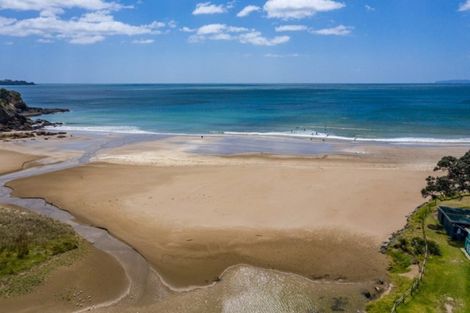 Photo of property in 1333 Matapouri Road, Matapouri, Whangarei, 0173