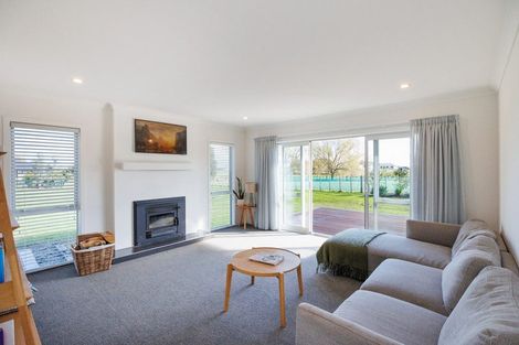 Photo of property in 140 Mount Biggs Road, Halcombe, 4779