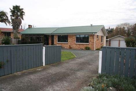 Photo of property in 70 Great South Road, Huntly, 3700