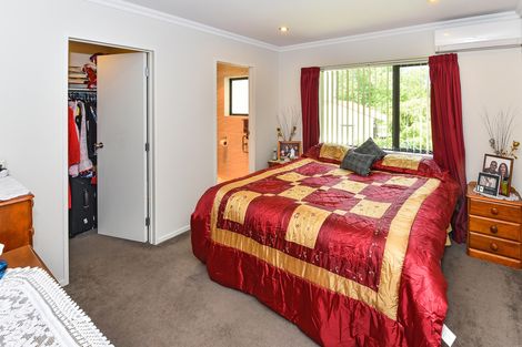 Photo of property in 19 Reremanu Place, Weymouth, Auckland, 2103
