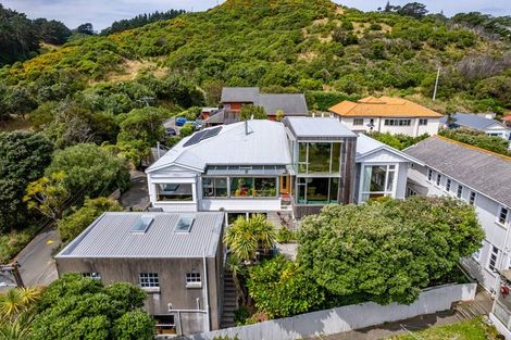 Photo of property in 17 Dover Street, Island Bay, Wellington, 6023