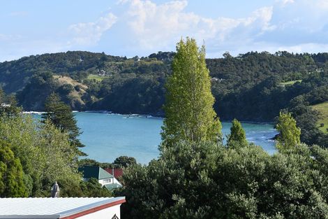 Photo of property in 15 Hillside Crescent, Leigh, 0985