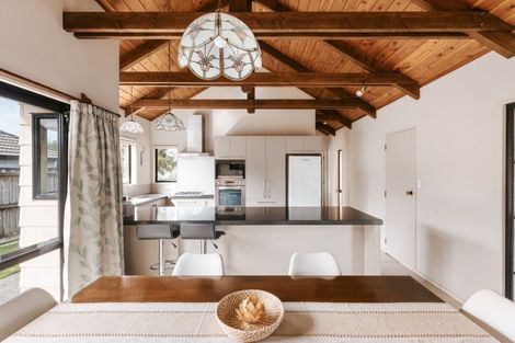 Photo of property in 117 Dickson Road, Papamoa Beach, Papamoa, 3118