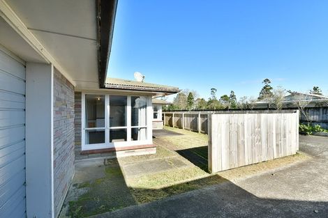 Photo of property in 11a Springs Road, Parakai, 0830