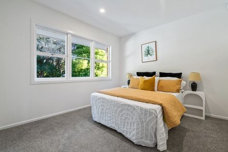 Photo of property in 47 Grande Vue Road, Hillpark, Auckland, 2102