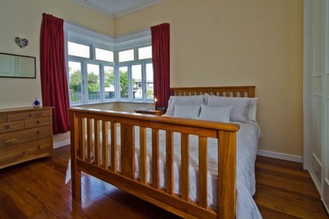 Photo of property in 54 Quadrant Road, Onehunga, Auckland, 1061