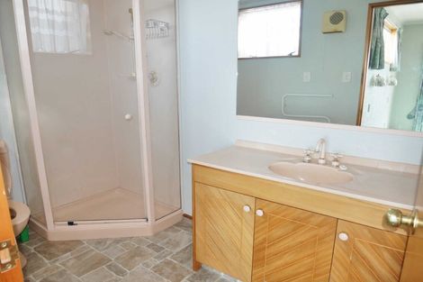 Photo of property in 1/98 Moncks Spur Road, Redcliffs, Christchurch, 8081