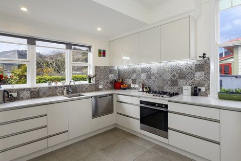 Photo of property in 33 Alton Street, Nelson, 7010