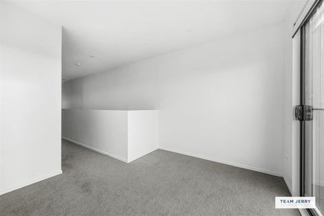 Photo of property in 63 Whare Kauri Road, Papakura, 2110