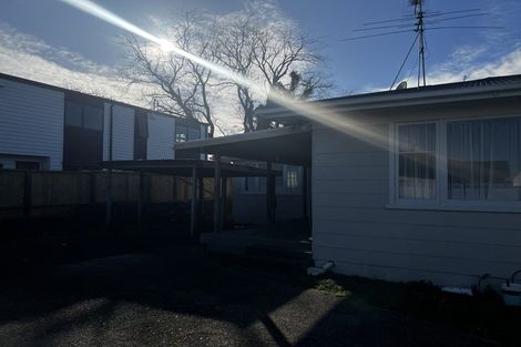 Photo of property in 1a Harris Road, Mount Wellington, Auckland, 1051