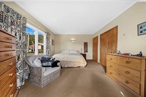 Photo of property in 22 Aputa Avenue, Te Puru, Thames, 3575