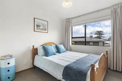 Photo of property in 9a Huntly Road, Campbells Bay, Auckland, 0630