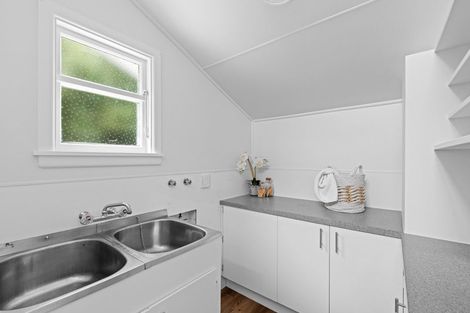 Photo of property in 55a Aorangi Road, Bryndwr, Christchurch, 8053