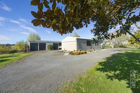 Photo of property in 1224 State Highway 16, Waimauku, 0883