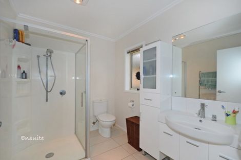 Photo of property in 7 Opal Avenue, Timberlea, Upper Hutt, 5018