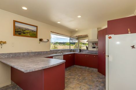 Photo of property in 76 Joyce Road, Hampden, 9410