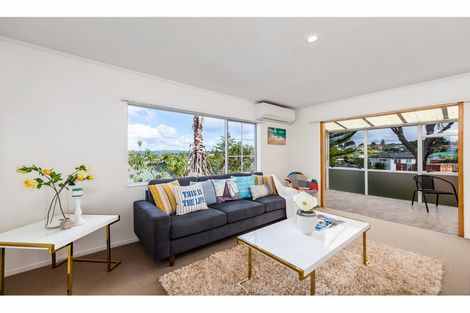 Photo of property in 31 John Davis Road, Mount Roskill, Auckland, 1041