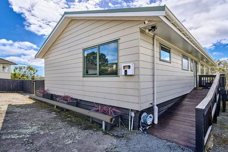Photo of property in 123 Bedford Street, Cannons Creek, Porirua, 5024