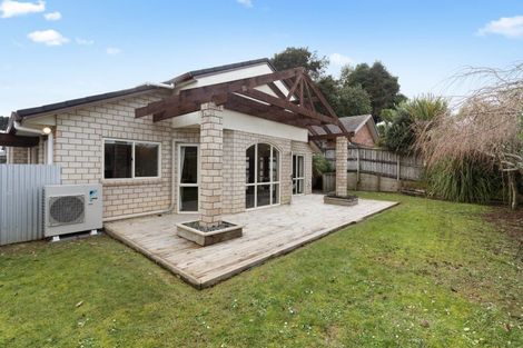Photo of property in 100 Reynolds Road, Pukekohe, 2120