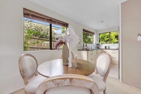 Photo of property in 30 Ransom Smyth Drive, Goodwood Heights, Auckland, 2105