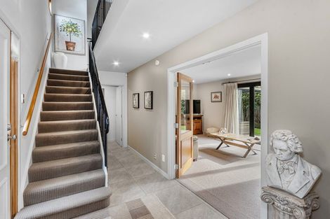 Photo of property in 100 Straven Road, Fendalton, Christchurch, 8014