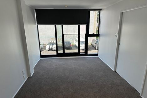 Photo of property in 30/11d Westward Ho, Glen Eden, Auckland, 0602