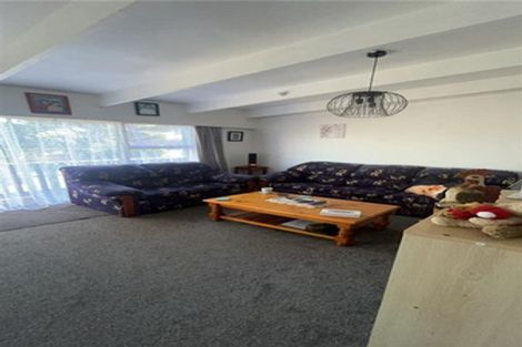 Photo of property in 99 Ruahine Street, Paraparaumu, 5032