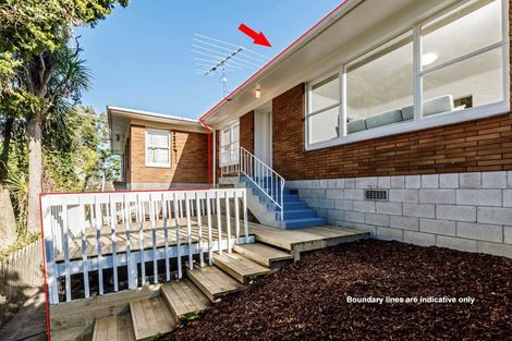 Photo of property in 2/28 Gordon Avenue, Milford, Auckland, 0620