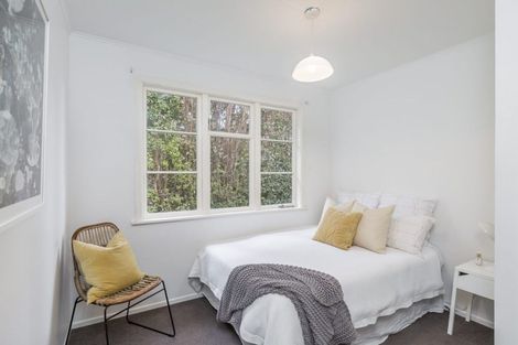 Photo of property in 2a Helga Crescent, Te Atatu Peninsula, Auckland, 0610