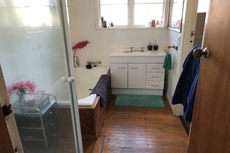 Photo of property in 11 Reynolds Avenue, Bishopdale, Christchurch, 8053