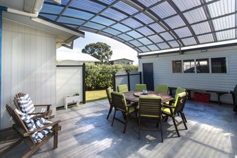 Photo of property in 25 Sunset Drive, Baylys Beach, Dargaville, 0377