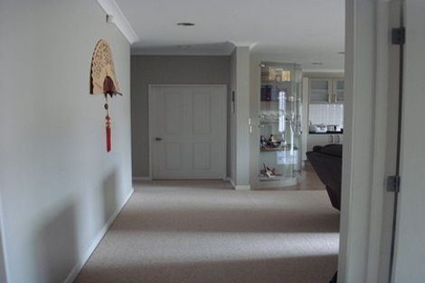 Photo of property in 29 Ranchod Terrace, Pukekohe, 2120